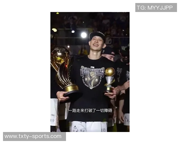 林书豪盛赞鲍威尔努力精神期待他在赛场上取得更大成功 林书豪盛赞鲍威尔努力精神期待他在赛场上取得更大成功