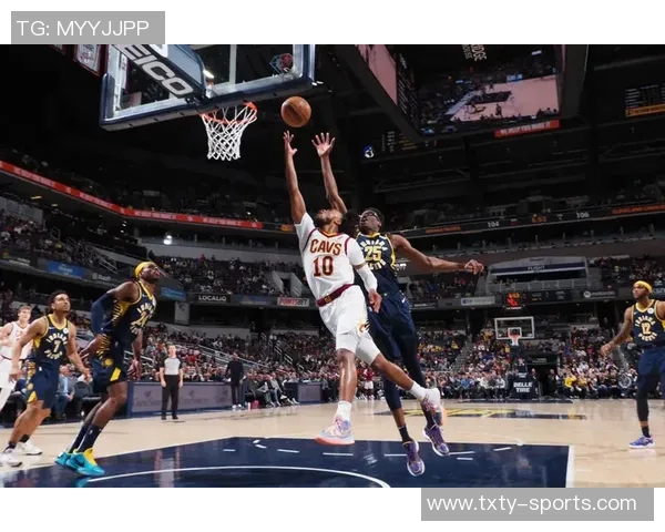 莫布里上半场表现出色高炮台状态回暖贡献10分5板2助1帽三分命中率高达66