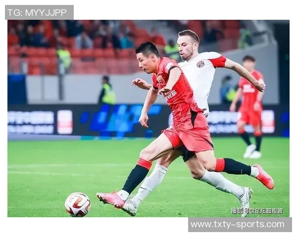 李新翔精彩穿裆过人后推射远角破门助海港4-2领先海牛